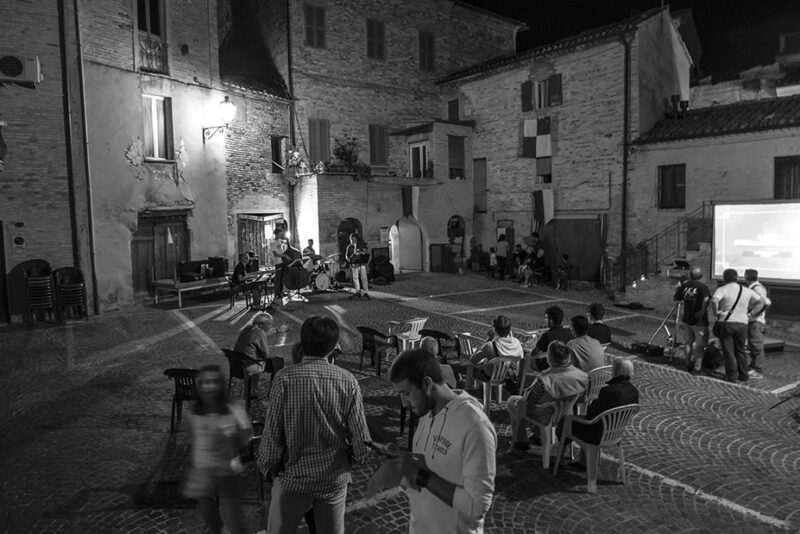 La-notte-magica-per-le-vie2